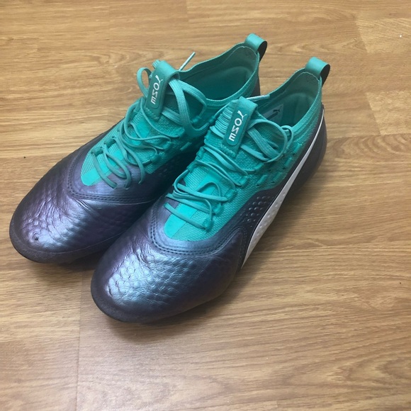 Puma One FG World Cup Edition Sz8 - Picture 2 of 4